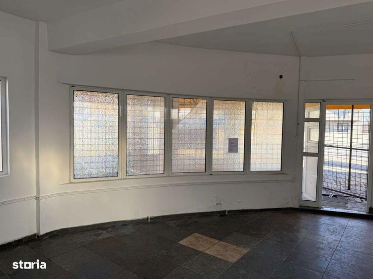 Spa?iu Comercial/Birou 58mp Vizibilitate Directa DN1 Barcane?ti - 12