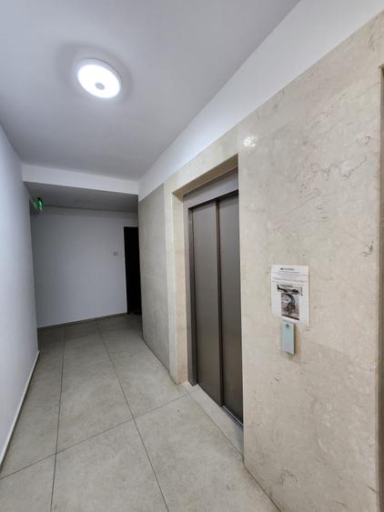 Vanzare apartament 3 camere- 76 mpu + parcare- Prelungirea Ghencea -Sector 6 - 12