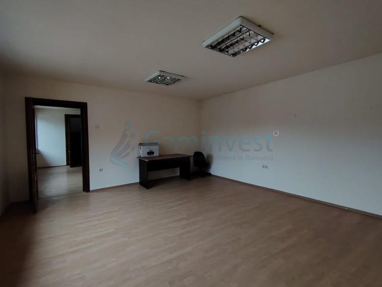 De inchiriat  cladire multifunctionala  ultracentrala  Oradea ,Bihor - 11
