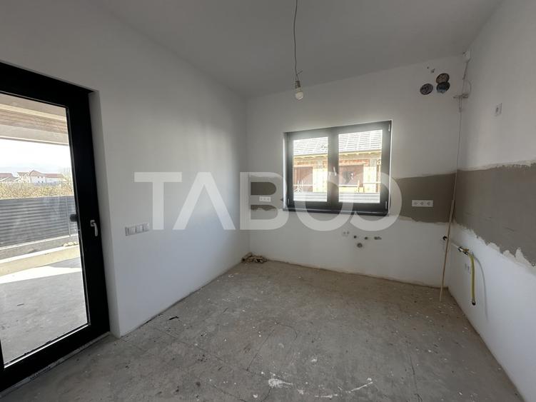 Casa individuala pe 1 singur nivel de vanzare in Cristian - 6