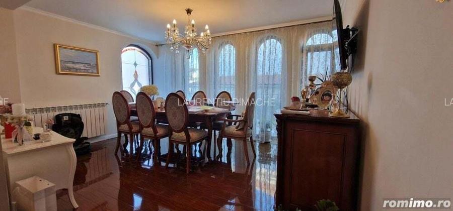 Ovidiu Sud zona de vile lac.