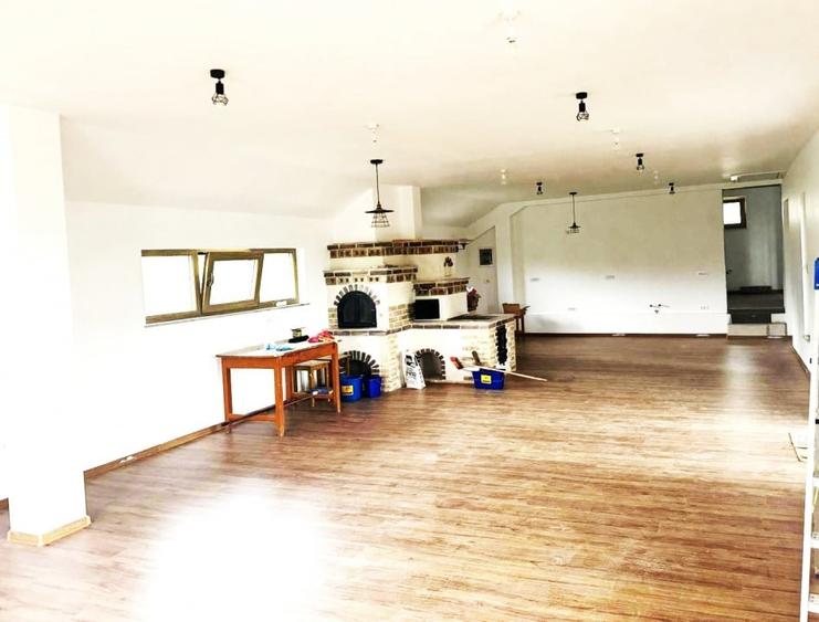 Casa de  vis la tara - vedere panoramica - living 60 mp - in inima  Cacicai - 14