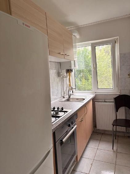 Proprietar, dau spre închiriere,  apartament cu 2 camere complet mobilat. - 3