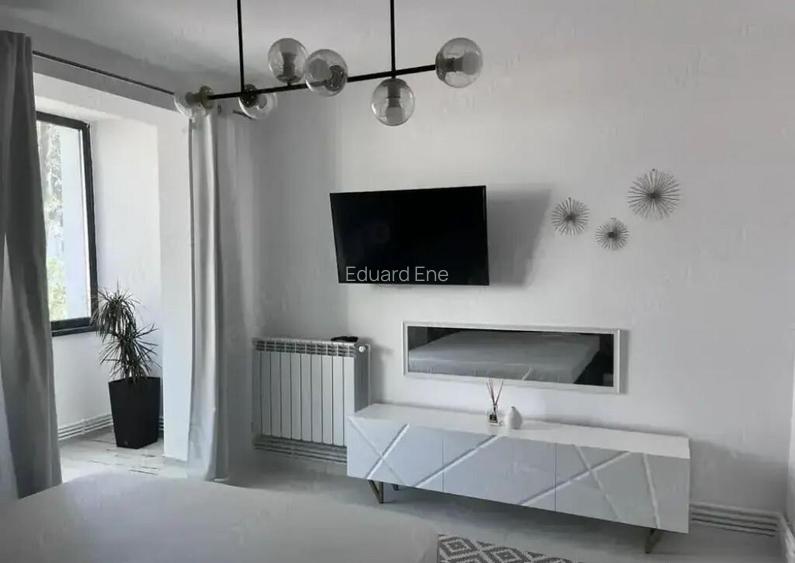 Apartament spatios cu 2 camere de inchiriat Micro 16,...