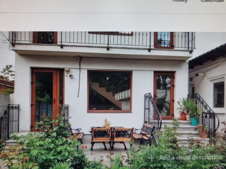 Apartament cu 3 camere decomandat în Berceni