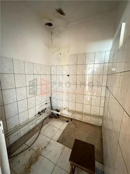 Apartament 3 camere cf1 decomandat zona Micro 3 - 7