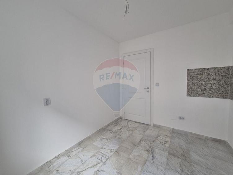 Apartament 3 camere decomandat parter - 7