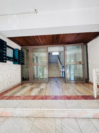 Spatiu de birou / Libertății 1 / Mobilat / Parcare - 11