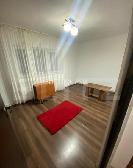 Apartament 3 camere, 65 mp, zona Micro 4