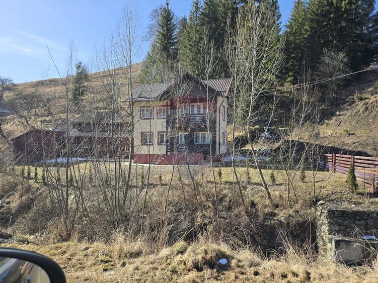 Casă / Vilă cu 5 camere de vânzare - 4