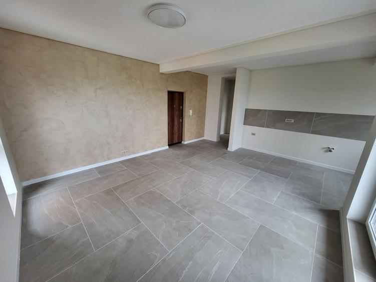 Proiect NOU. Etaj 1. Suprafata generoasa. 2 Bai. Terasa 17mp. - 3