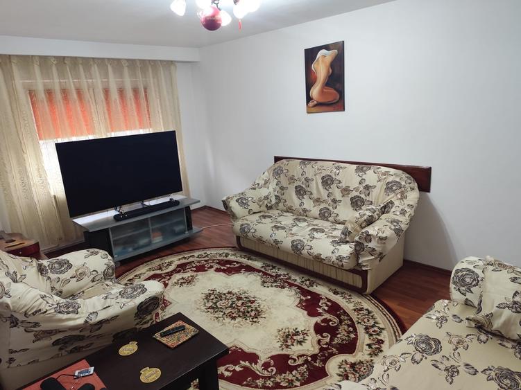 Vând apartament cu 3 camere decomandat - 1