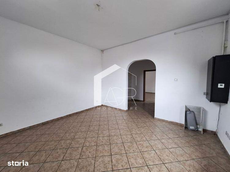 Casa cu 4 camere, zona Central - 16