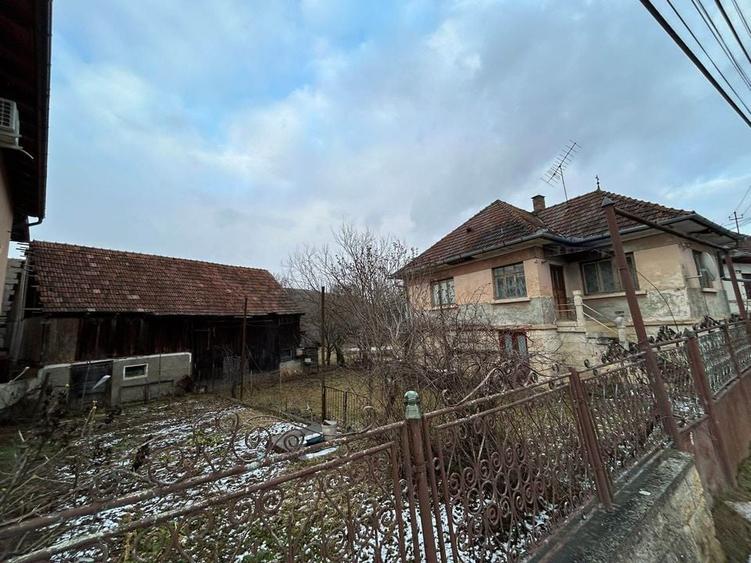 Casa veche in Suceagu cu teren 1715 mp2 - 2