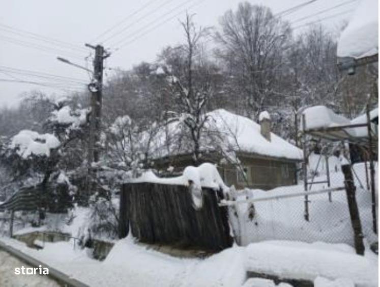Casa si teren-comuna Luncoiu de Jos, judetul Hunedoara - 9