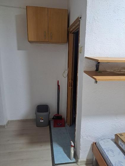 Vand garsoniera cf. 3, zona Baicului, zona centrala, linistita - 2