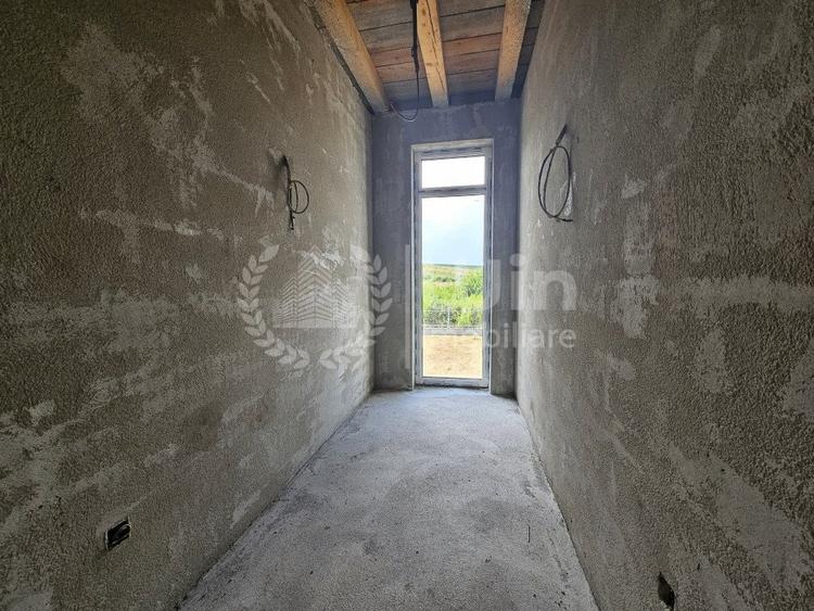 Casa cu 4 camere | 256 mp utili | 2000 mp teren | Sat. Aiton - 18