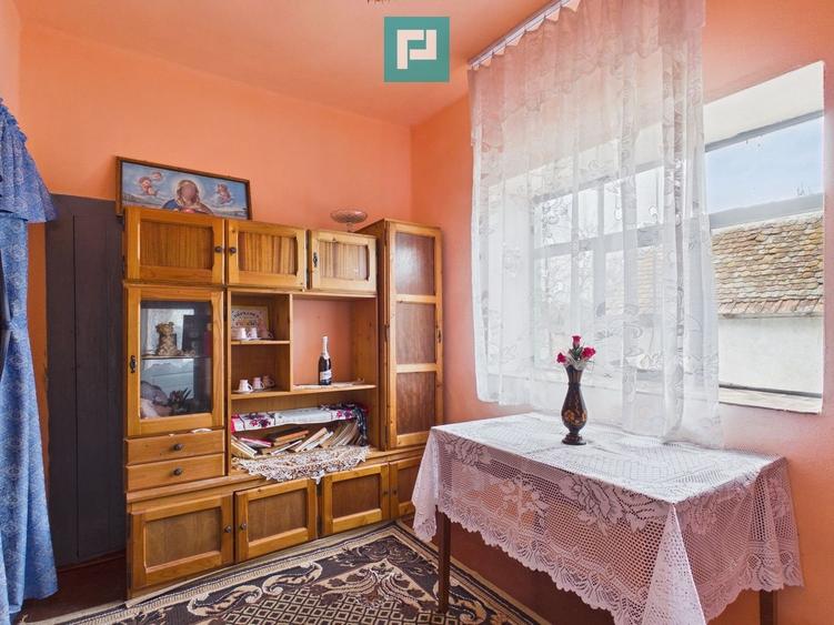 Casă cu 3 camere și teren de 1400 mp în Mișca - 4