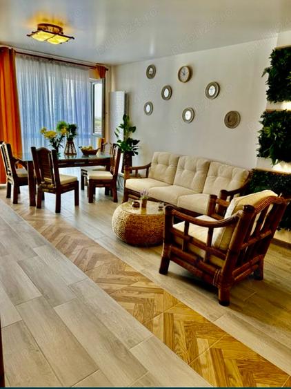 Apartament cu 2 camere decomandat în Năvodari