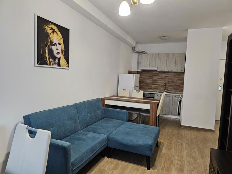 Proprietar inchiriez ap tip studio,receptie de 3 ani ,zona Coresi - 3