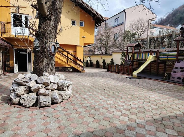 Super! Restaurant- Cladire + Afacere - 3