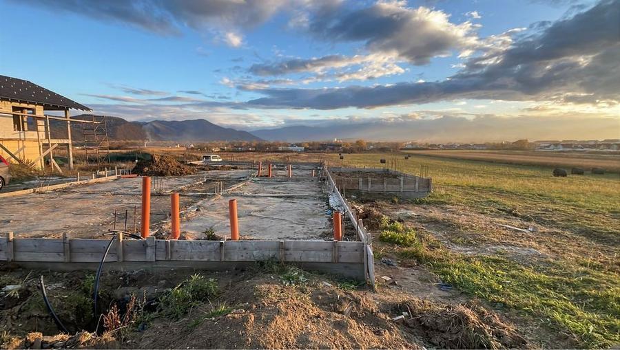 Teren + fundatie + proiect casa | 773 mp | Hateg | Gata de construit - 1