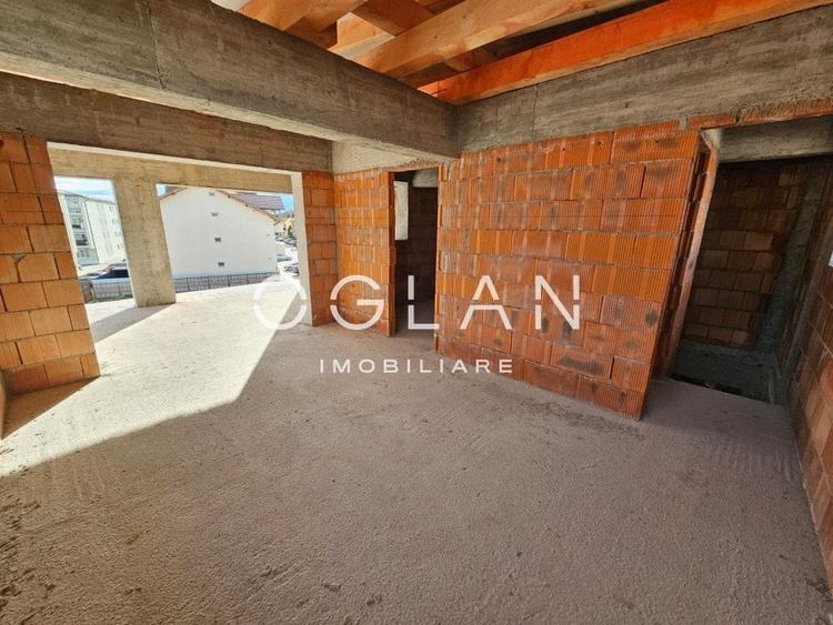 Casa duplex P+E+Etaj Retras, Selimbar, COMISION 0% - 12