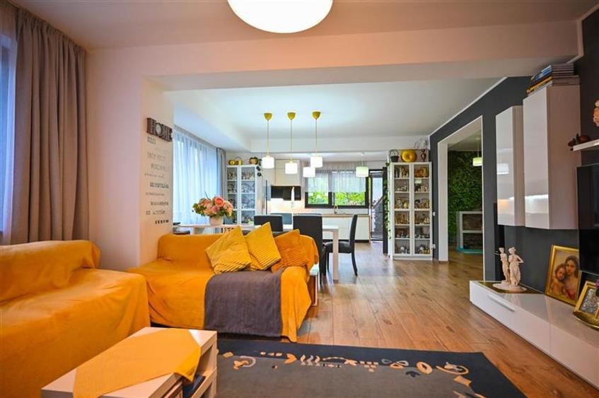 FILM&3D! Resedinta notabila, in pretiosul areal:Drumul Poienii,Centru Istoric Me - 37