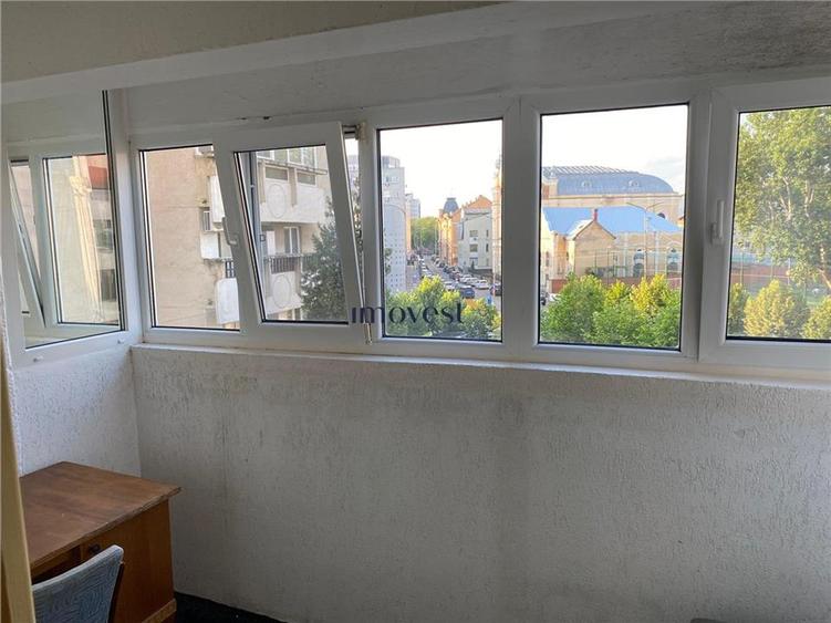 De inchiriat: Apartament cu 2 camere in zona Centrala - 14
