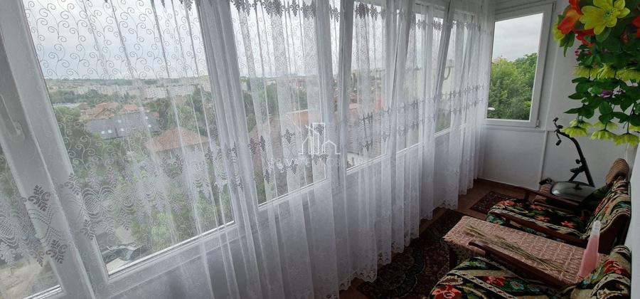 Apartament 3 Camere De Inchriat, Bd 1 Dec, Zona Studio, Semicentral - 4