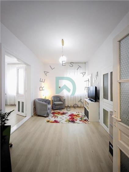 Casa 3 camere de vanzare,  Brasovul Vechi - 1