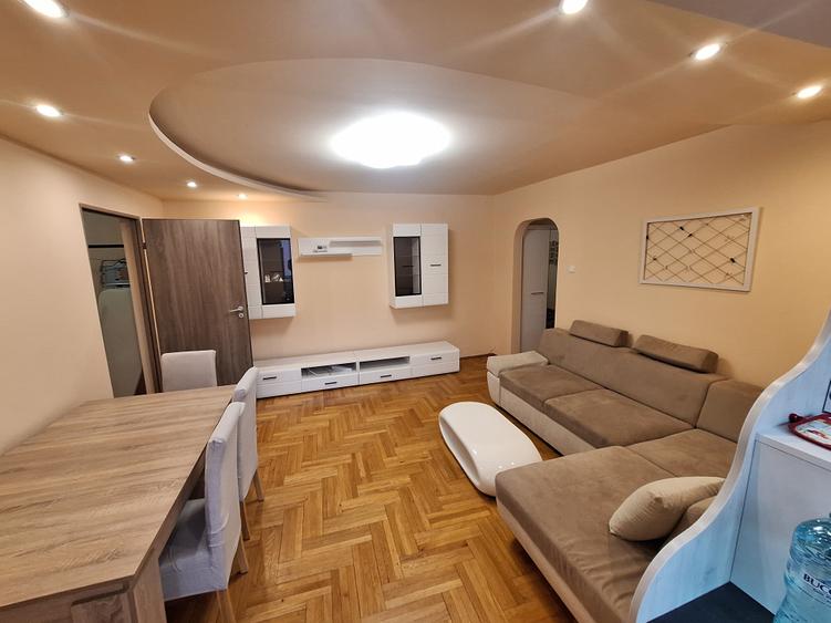 480 euro!!!.Ap.cu 3 camere Et 1 cu centrala proprie Zona Girocului - 7