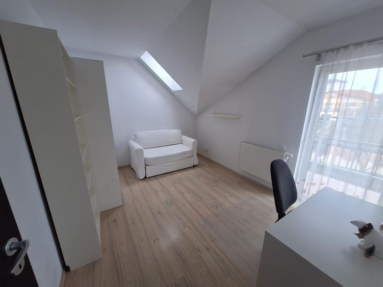 Inchiriez apartament 2 camere decom. - 6