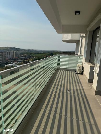 Apartament cu 7 camere în Central