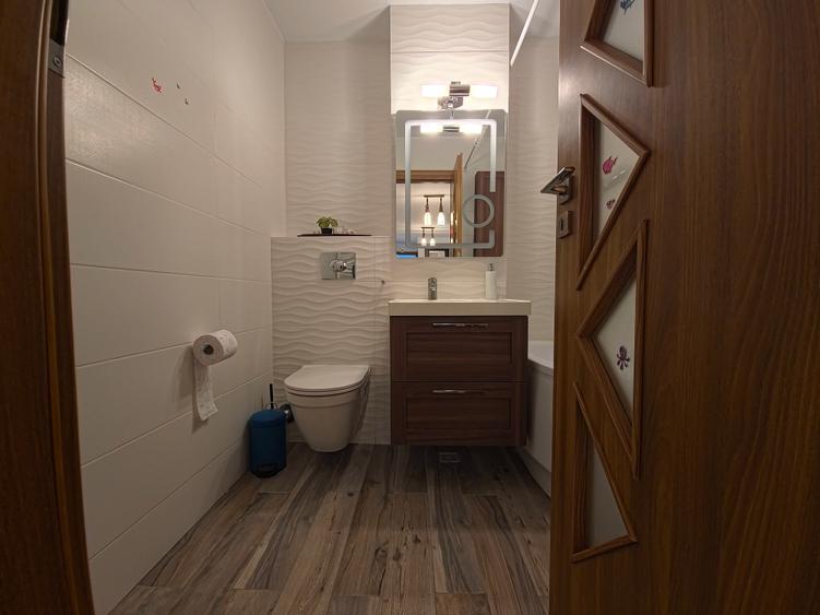 Faleza Nord 3 camere vedere la mare loc de parcare termen lung - 11