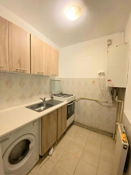 Disponibil! Apartament 2 camere, Alexandru cel Bun,et.3, 350 euro - 2
