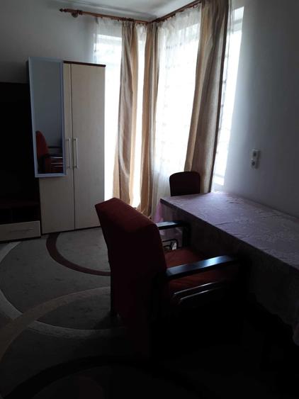 Apartament 1 camera de inchiriat 35 m2 | Strada Closca | Disponibil 1 iulie - 3