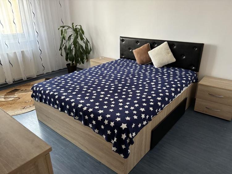 Apartament cu 3 camere decomandat în Astra