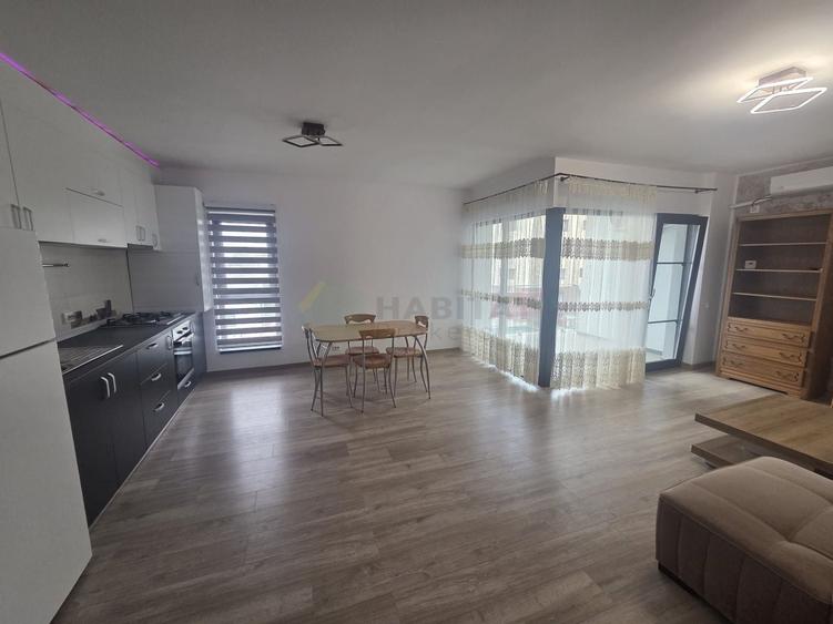 Apartament cu 2 camere, mobilat în Central