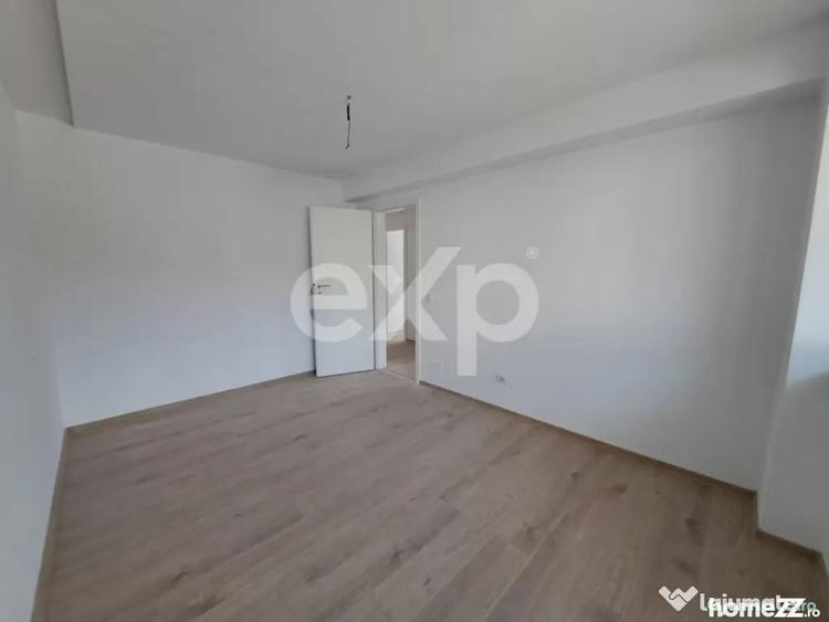 Apartament cu 3 camere decomandat în Trivale
