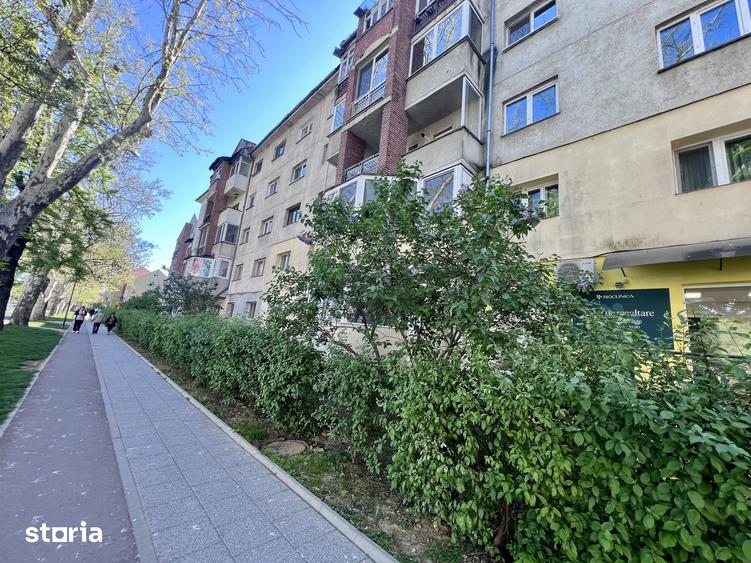 Ap. 3 Camere Independentei Decomandat de Vanzare ! - 11