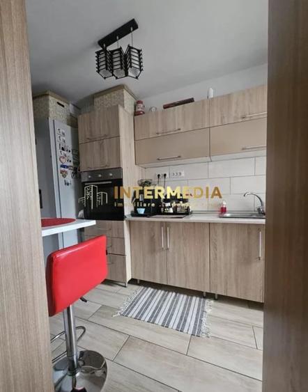 Apartament 3 camere CETATE Bulevard Etaj3 Renovat Total Mobilat Beci Parcare - 6