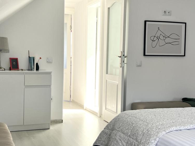 Casă cu 2 camere cu Teren 380 Mp în Central
