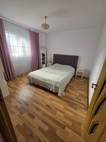 Casă cu 3 camere în Mihail Kogălniceanu
