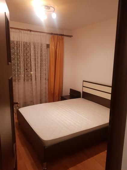 Apartament cu 2 camere decomandat în Griviței