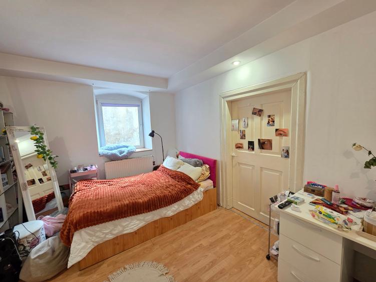 Apartament cu 2 camere semidecomandat în Centrul Istoric