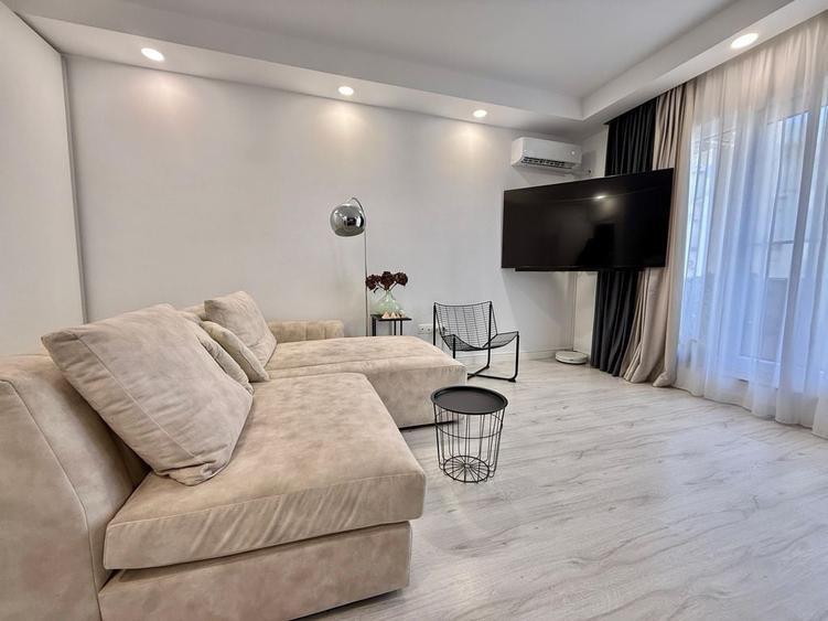 Apartament cu 2 camere semidecomandat în Ștefăneștii de Jos