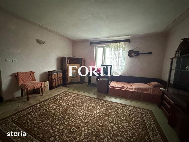 Casa de vanzare 3 camere in Fagaras, zona centrala - 3