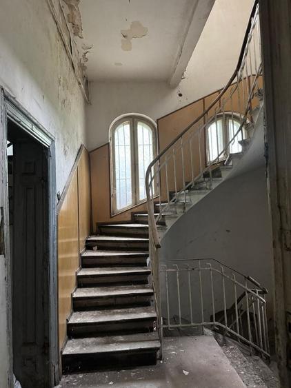 Casă individuală cu 29 camere cu Canalizare în Cișmigiu