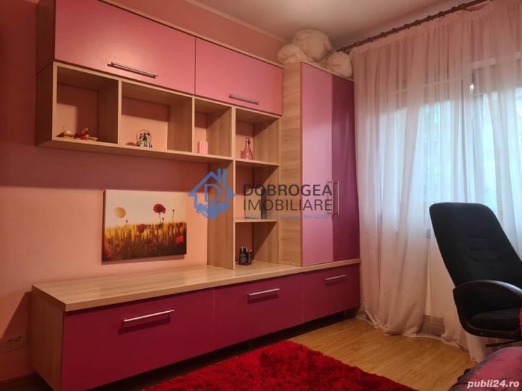 Apartament cu 3 camere decomandat în C5